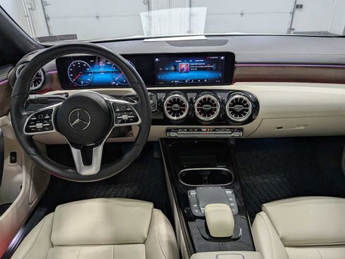 Used 2023 Mercedes-Benz CLA 250 4MATIC image 18
