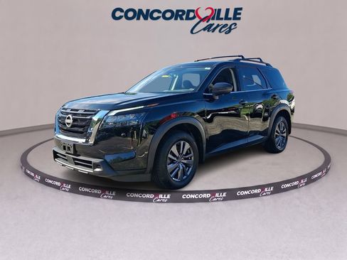 Certified 2024 Nissan Pathfinder SV AWD/4WD image 4