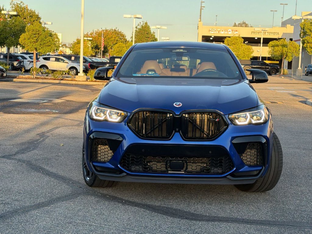 Used 2022 BMW X6 M w/ Competition Package AWD/4WD image 2