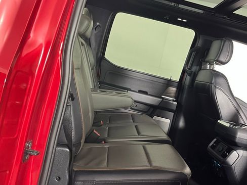 Used 2025 Ford F150 Lariat w/ Tow/Haul Package AWD/4WD image 26