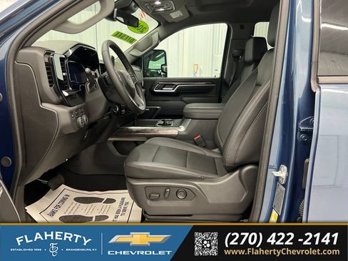 Used 2025 Chevrolet Silverado 2500 LTZ w/ Trail Boss Package AWD/4WD image 9