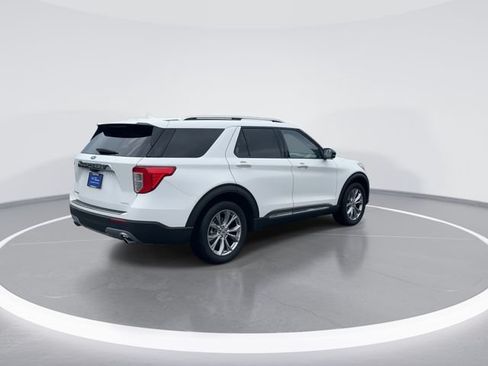 Certified 2022 Ford Explorer Limited w/ Equipment Group 301A RWD image 7