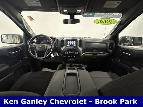 Used 2020 Chevrolet Silverado 1500 Custom w/ Custom Value Package image 20