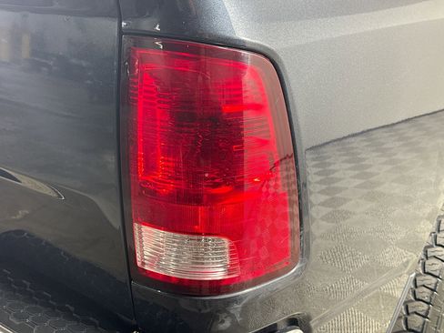 Used 2019 RAM 1500 Big Horn image 28