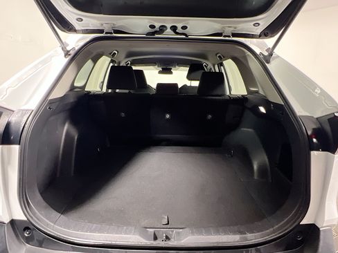 Used 2024 Toyota RAV4 LE FWD image 32