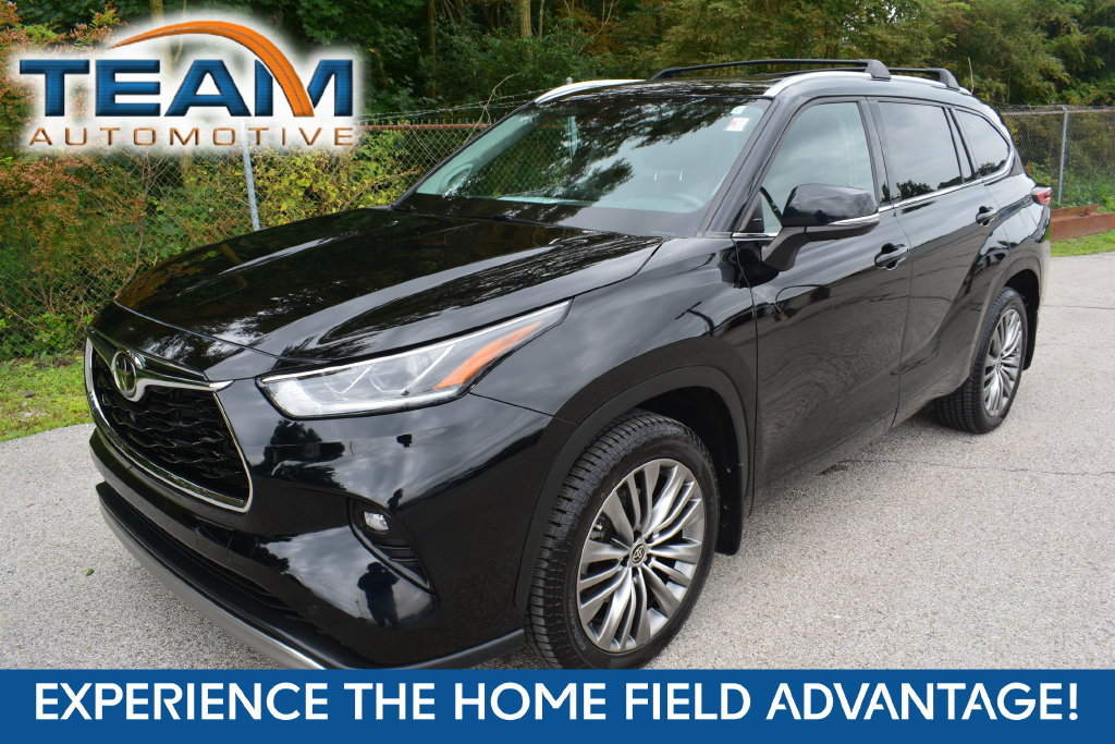 Used 2021 Toyota Highlander Platinum AWD/4WD image 1
