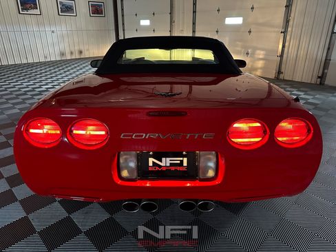 Used 2002 Chevrolet Corvette Coupe w/ Preferred Equipment Group2 RWD image 50