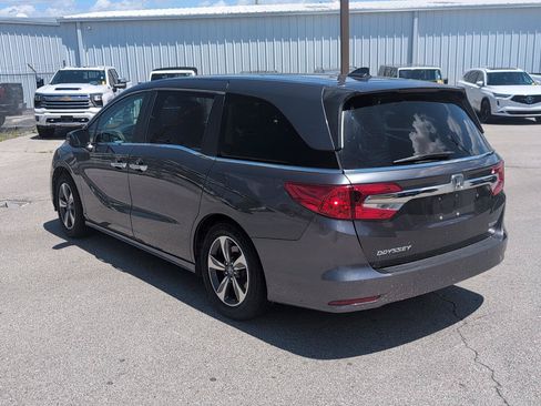 Used 2018 Honda Odyssey Touring image 6
