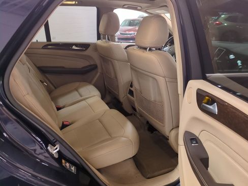 Used 2015 Mercedes-Benz ML 350 4MATIC image 12