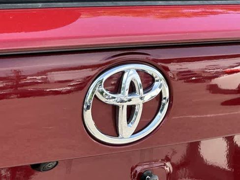 Used 2023 Toyota RAV4 XLE Premium FWD image 18