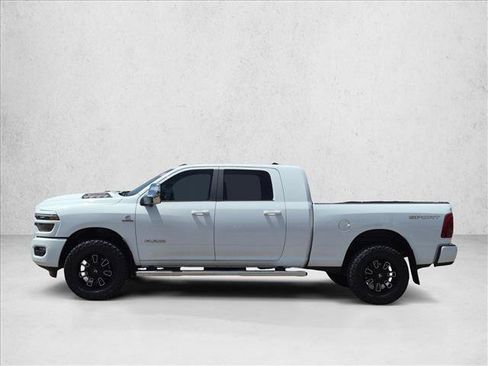 Used 2025 RAM 3500 Laramie w/ Sport Appearance Package AWD/4WD image 23