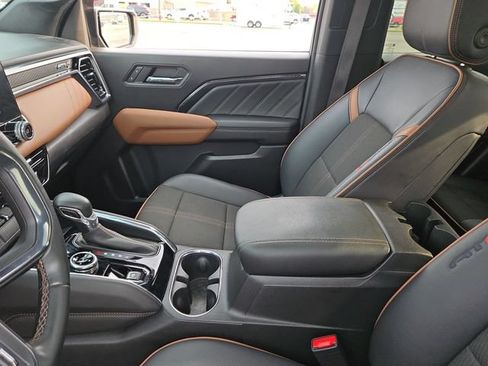 Used 2023 GMC Canyon AT4 AWD/4WD image 21