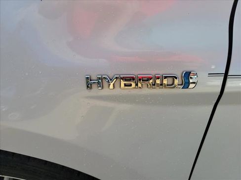 Used 2019 Toyota Camry XLE image 13