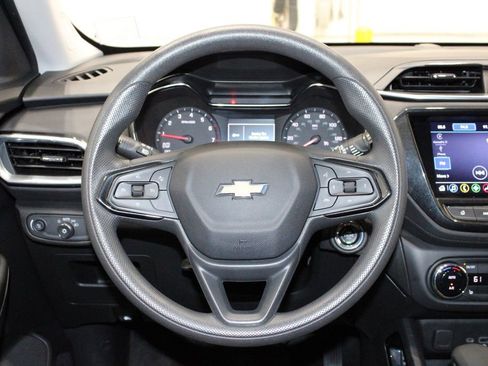 Used 2023 Chevrolet TrailBlazer LT w/ Convenience Package image 23