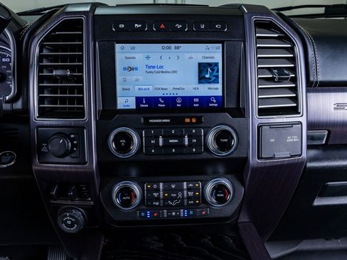 Used 2020 Ford F350 Limited AWD/4WD image 24
