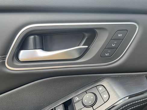 New 2026 Nissan Rogue Platinum AWD/4WD image 11