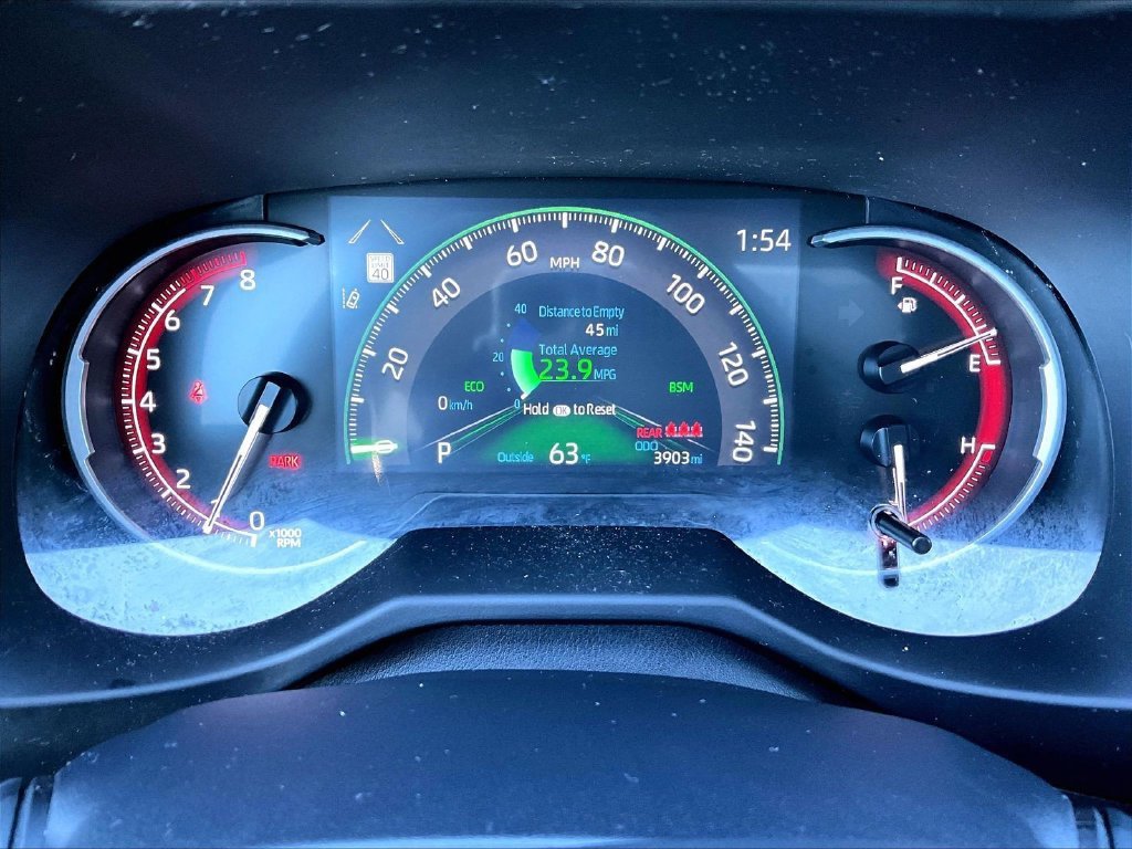 Used 2024 Toyota RAV4 LE AWD/4WD image 25