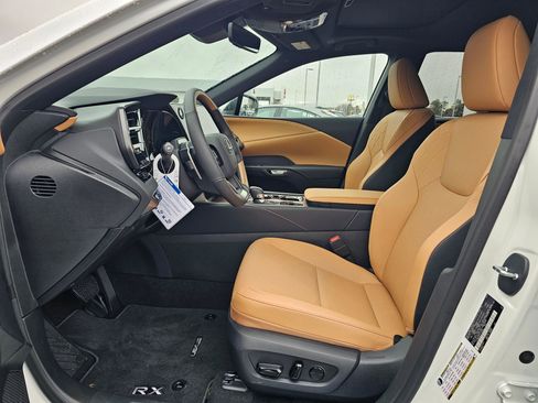 Used 2026 Lexus RX 350h w/ Convenience Package image 19