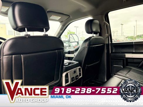 Used 2021 Ford F250 Lariat w/ Lariat Ultimate Package AWD/4WD image 15