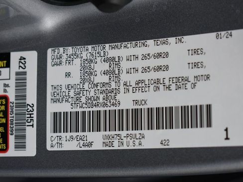 Used 2024 Toyota Tundra Limited AWD/4WD image 42