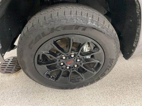 Used 2022 Toyota Tundra Capstone image 11