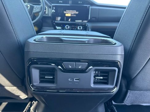 New 2026 GMC Sierra 1500 AT4 w/ AT4 Premium Package AWD/4WD image 26
