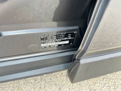 Used 2025 Toyota RAV4 XLE image 29