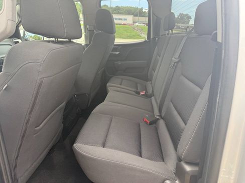 Used 2018 GMC Sierra 1500 SLE w/ SLE Value Package AWD/4WD image 11