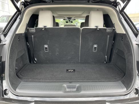 Certified 2026 INFINITI QX60 Luxe w/ Cargo Package AWD/4WD image 21