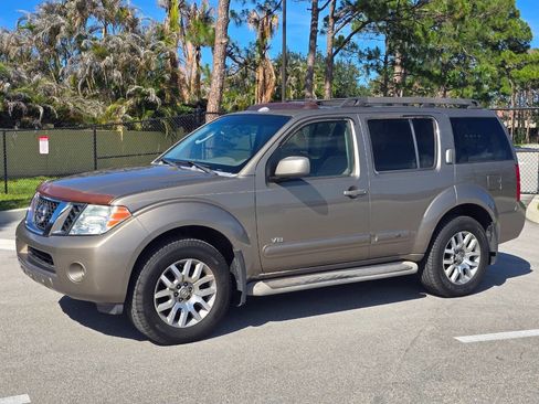 Used 2008 Nissan Pathfinder SE w/ Premium Pkg AWD/4WD image 15
