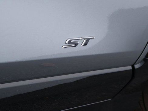 New 2026 Buick Encore GX Sport Touring image 7