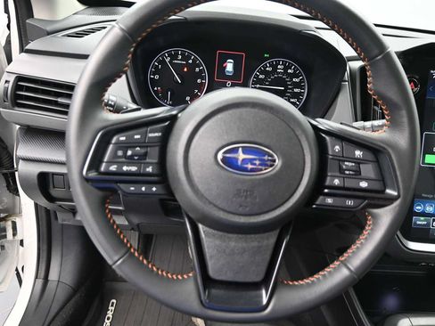 Used 2024 Subaru Crosstrek 2.5i Limited AWD/4WD image 14