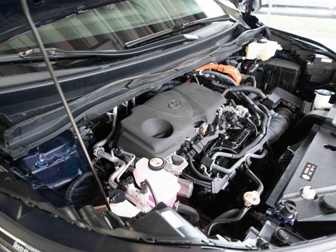 Used 2022 Toyota Sienna LE AWD/4WD image 32