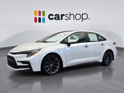 Used 2023 Toyota Corolla SE w/ SE Premium Package