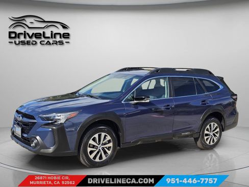 Used 2025 Subaru Outback Premium image 12