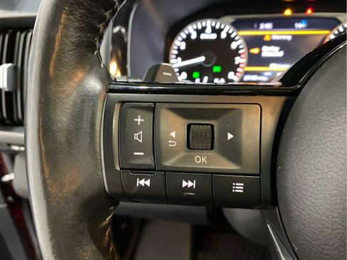 Used 2023 Nissan Pathfinder SL w/ SL Premium Package image 14