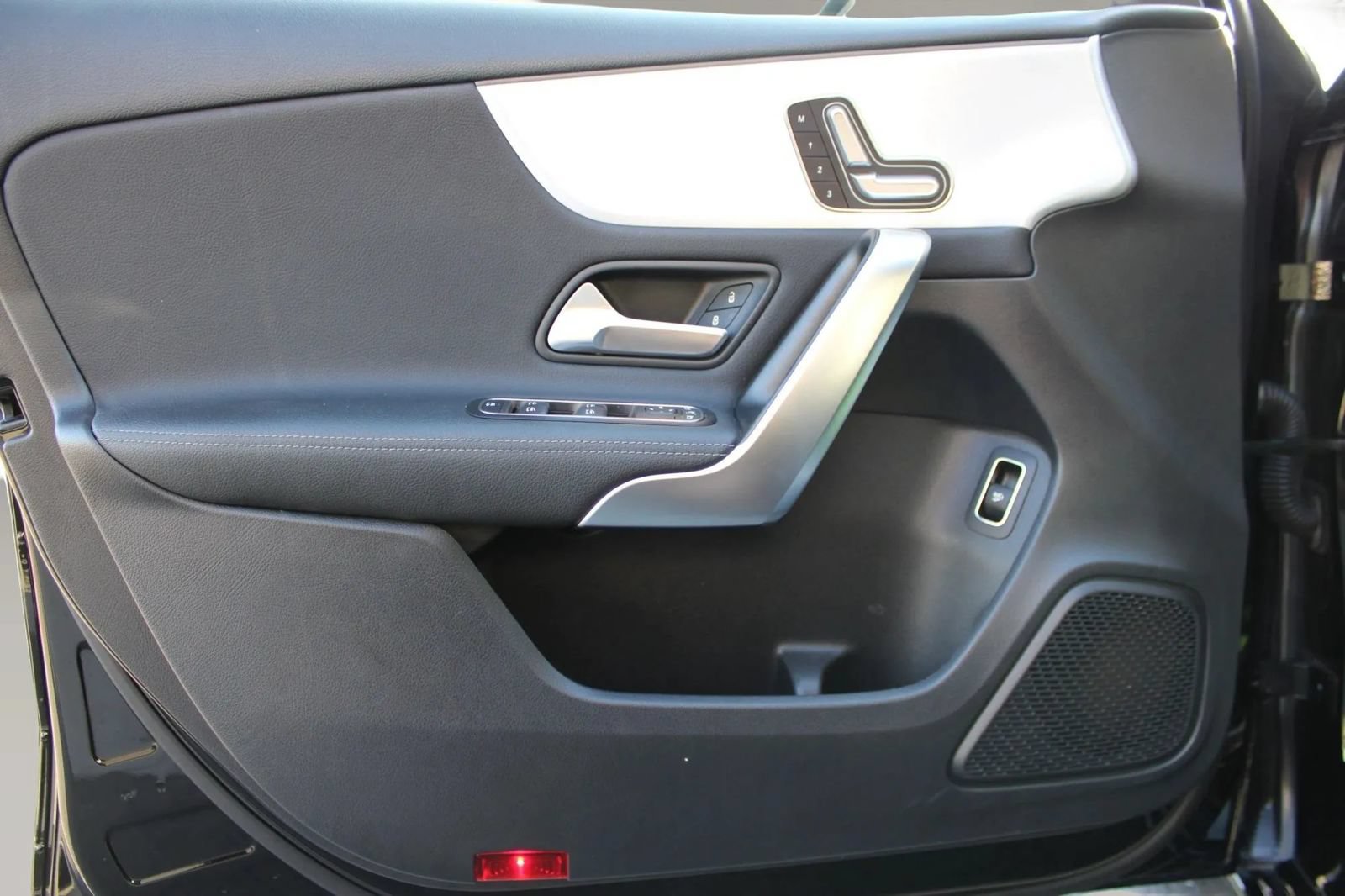 Used 2021 Mercedes-Benz A 220 w/ Premium Package image 17