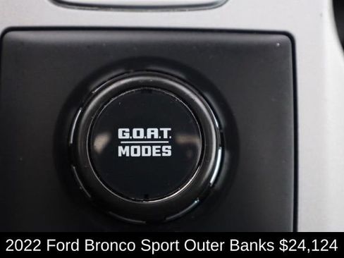 Used 2022 Ford Bronco Sport Outer Banks w/ Tech Package AWD/4WD image 31