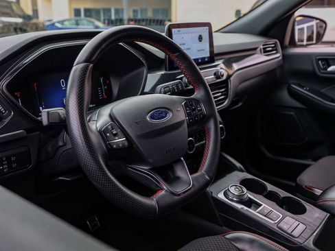 Used 2024 Ford Escape ST-Line image 14