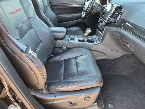 Used 2020 Jeep Grand Cherokee Trailhawk w/ Trailhawk Luxury Group AWD/4WD image 22