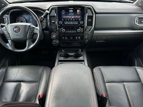 Used 2021 Nissan Titan PRO-4X w/ Pro-4x Convenience Package image 13