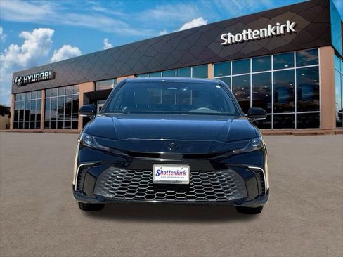 Used 2025 Toyota Camry SE w/ Multimedia Upgrade Package image 2