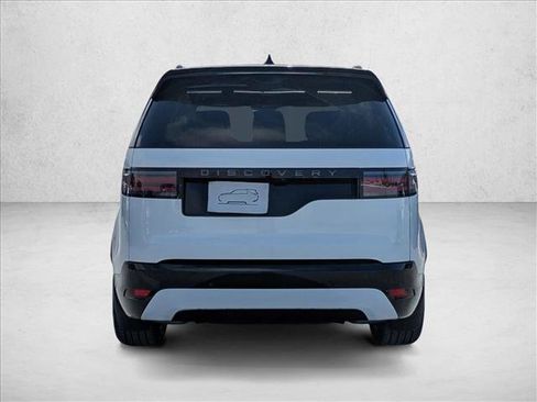 New 2025 Land Rover Discovery Dynamic SE AWD/4WD image 8