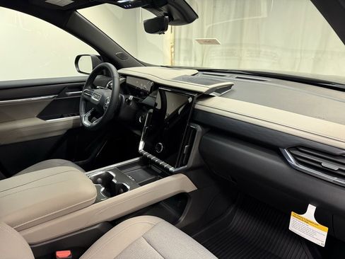 New 2026 GMC Acadia Elevation w/ LPO, Floor Liner Package image 16