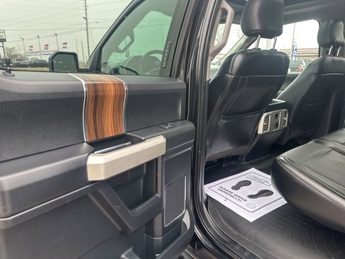 Used 2015 Ford F150 Lariat w/ Equipment Group 501A Mid image 27