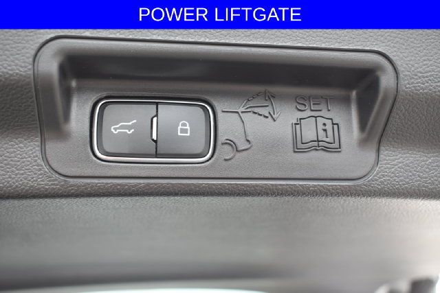 Used 2026 Ford Explorer Active w/ Active Comfort Package AWD/4WD image 9