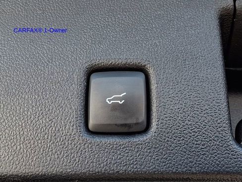 Used 2020 Ford Escape Titanium w/ Titanium Premium Package 2.0 image 32