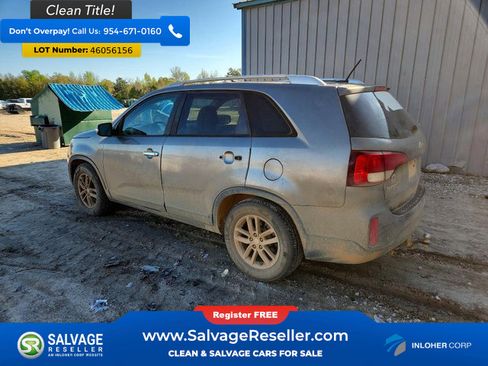 Used 2015 Kia Sorento LX image 3