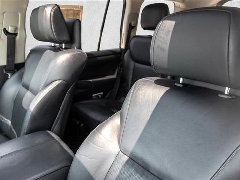 Used 2013 Lexus LX 570 4WD w/ Luxury Pkg image 21