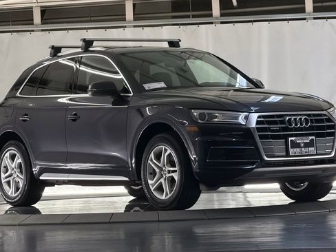 Used 2019 Audi Q5 2.0T Premium w/ Convenience Package image 6